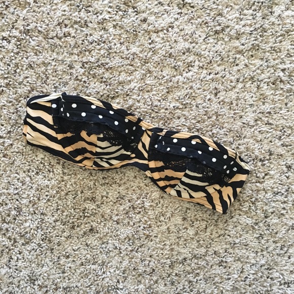 Animal Print Bandeau Bikini Top - Picture 2 of 4